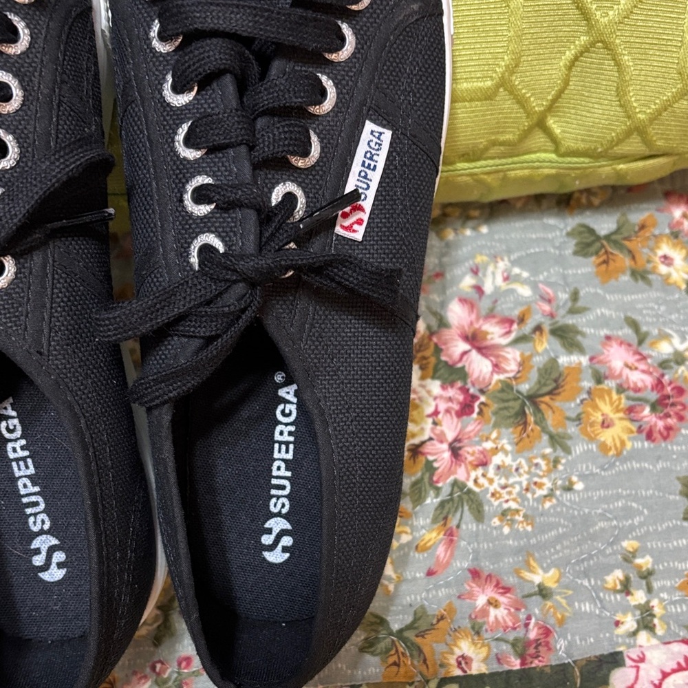 NWT Superga Black Canvas Platform Sneakers with White Sole - Picture 3 of 11